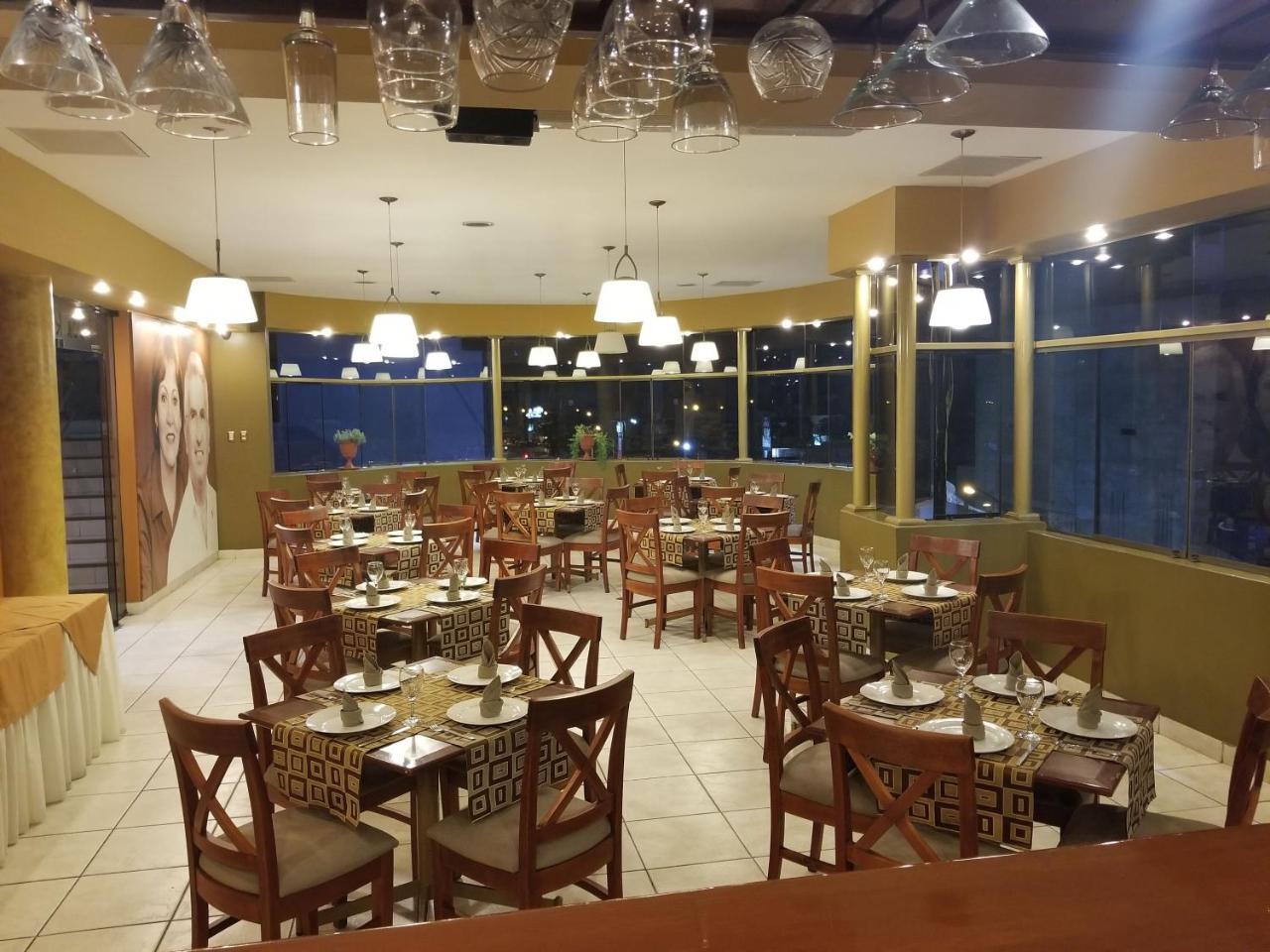 טרוחיו Hotel El Brujo La Merced מראה חיצוני תמונה