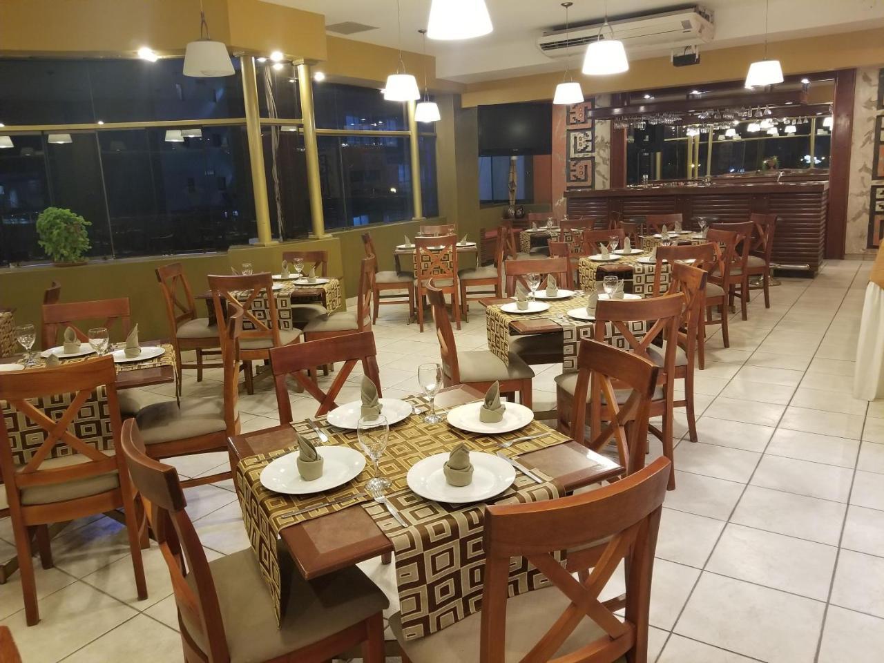 טרוחיו Hotel El Brujo La Merced מראה חיצוני תמונה